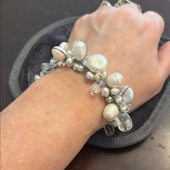 Silpada Elegant 925 Silver toggle and pearl & clear glass beads Bracelet - Picture 5 of 8